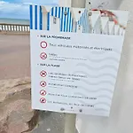 A 2 Pas De La Plage, Parking Prive Et Gratuit Apartmán