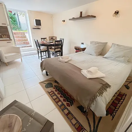 A 2 Pas De La Plage, Parking Prive Et Gratuit Apartment *
