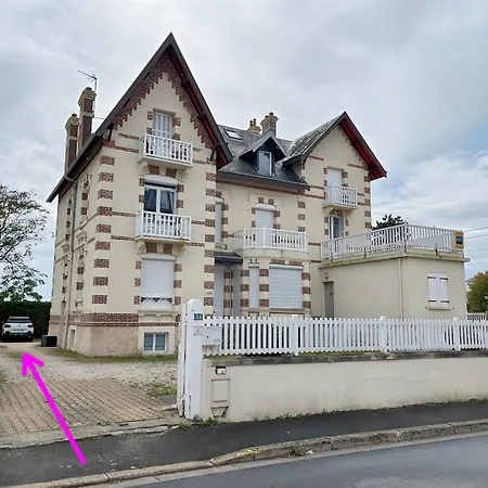 A 2 Pas De La Plage, Parking Prive Et Gratuit Apartman