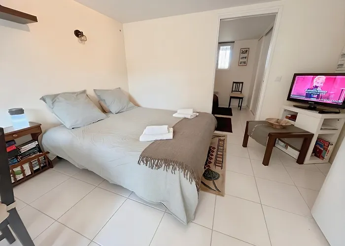 Apartman A 2 Pas De La Plage, Parking Prive Et Gratuit *