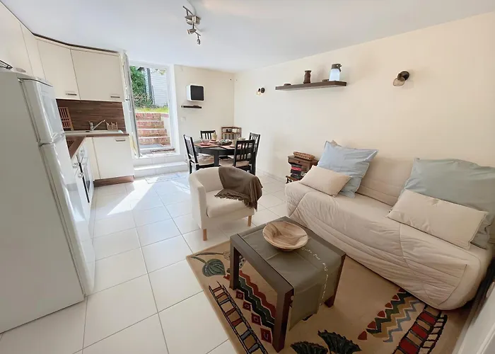 A 2 Pas De La Plage, Parking Prive Et Gratuit Apartman