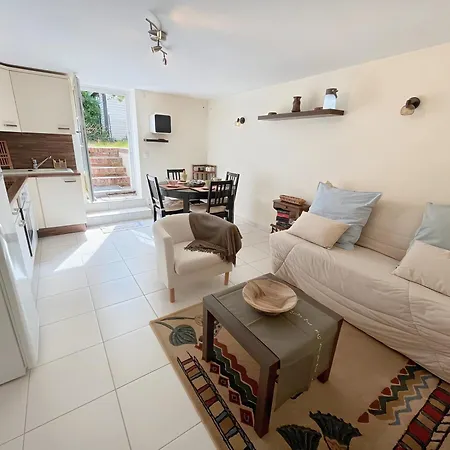 A 2 Pas De La Plage, Parking Prive Et Gratuit Апартаменты