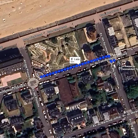 A 2 Pas De La Plage, Parking Prive Et Gratuit